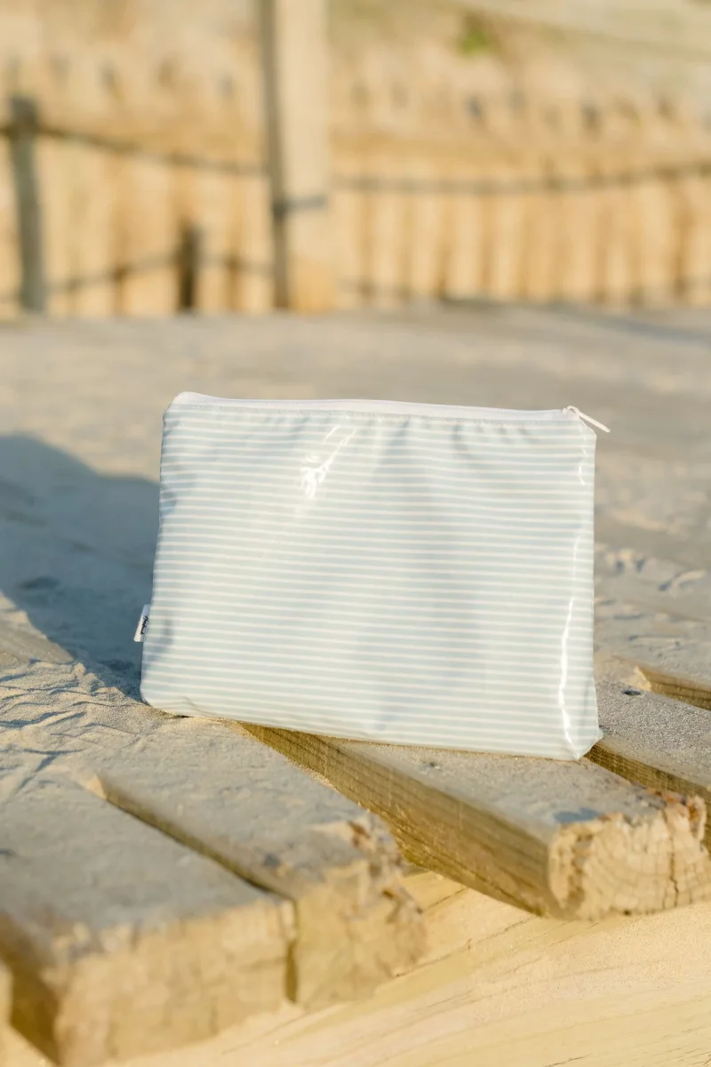 Necessaire Plastificado Riscas